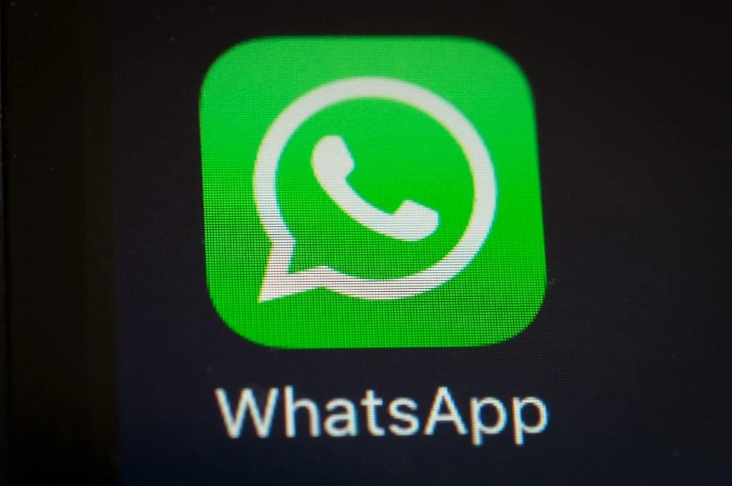 Facebook’s WhatsApp rolls out option for disappearing photos, videos to take on Snapchat