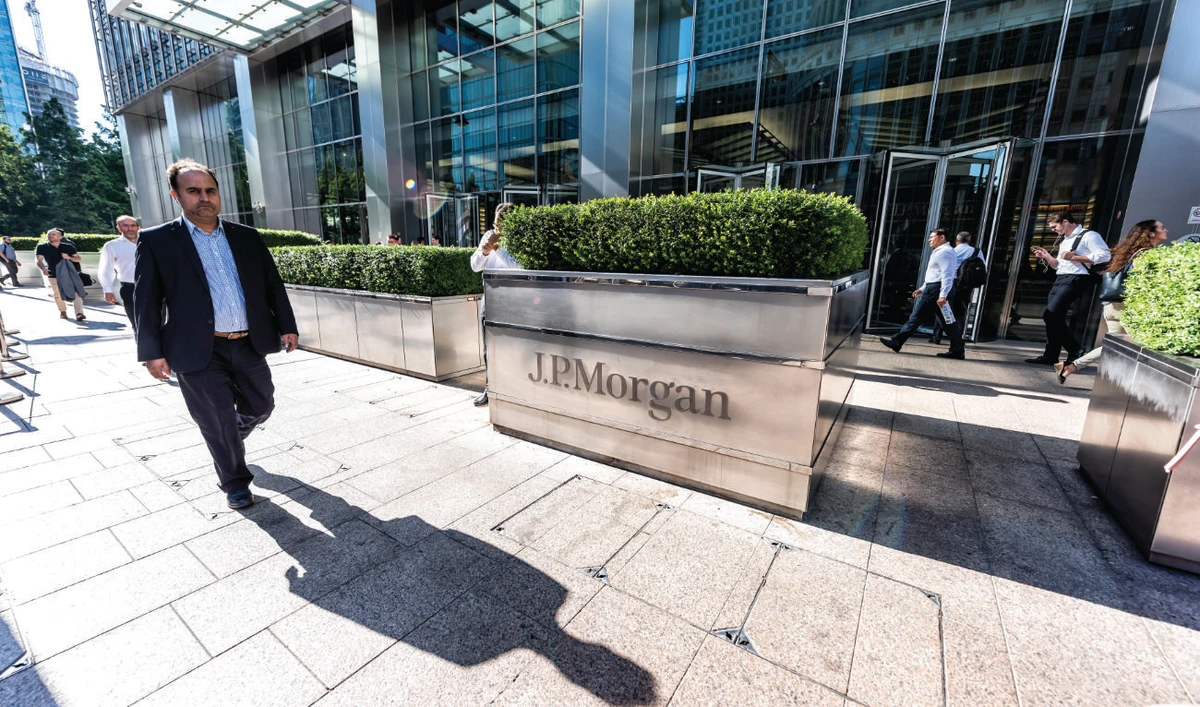JP Morgan launches bitcoin fund; Uruguay mulls letting businesses accept cryptos