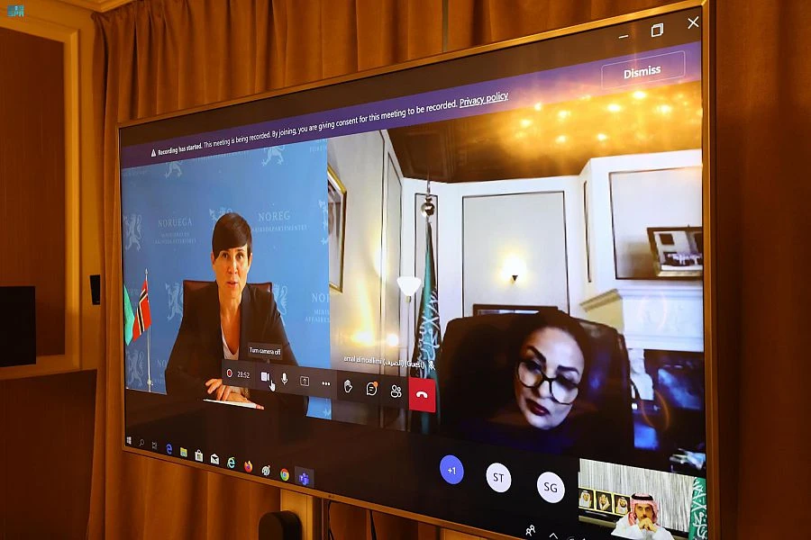 Saudi Foreign Minister Prince Faisal bin Farhan holds talks with his Norwegian counterpart Ine Eriksen Soreide via video conference. (SPA)