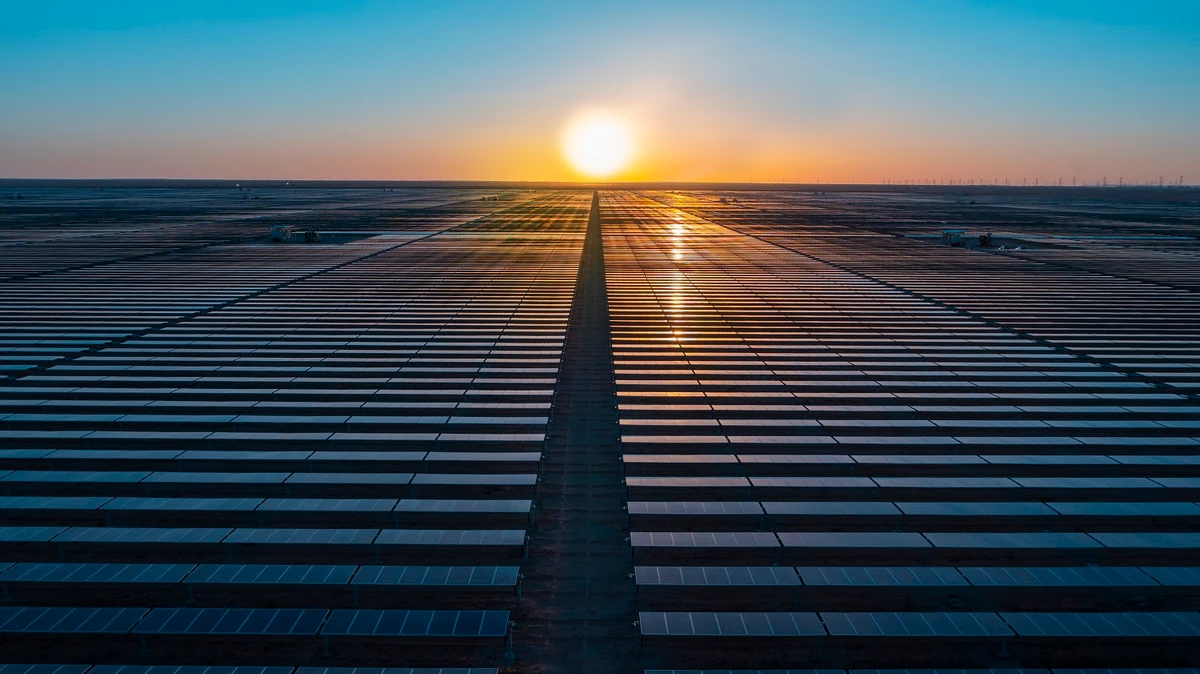 Aramco joins PIF-backed consortium to finance Saudi Arabia’s biggest solar project