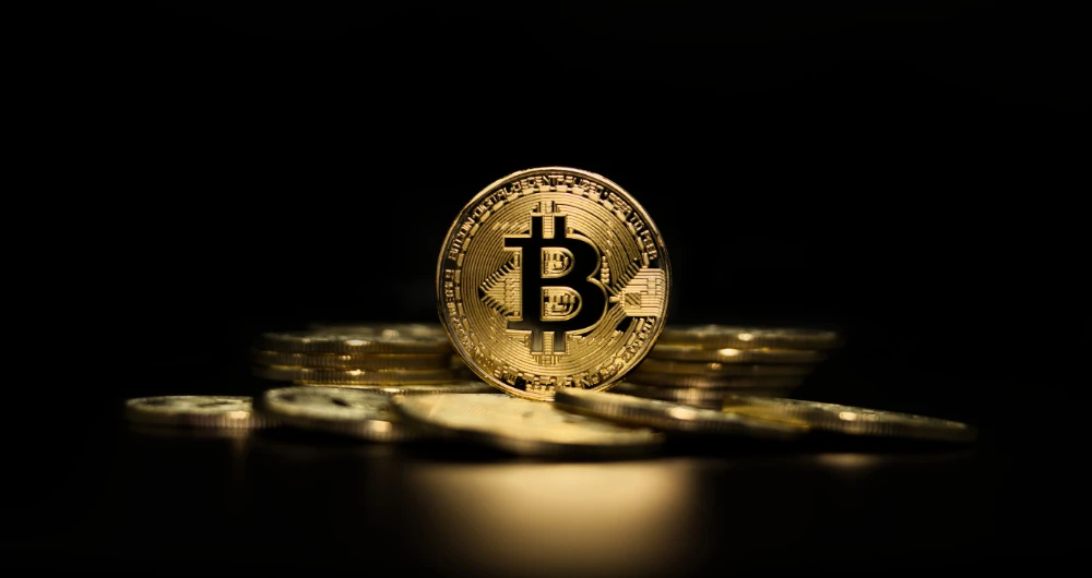 The agency said it does not expect bitcoin to be widely used by insurance companies to make claims or interest payments. (Shutterstock)