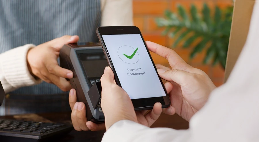 More than 80 percent of those asked in the Fintech Saudi survey said they would like to see more easy digital payment systems. (Shutterstock)