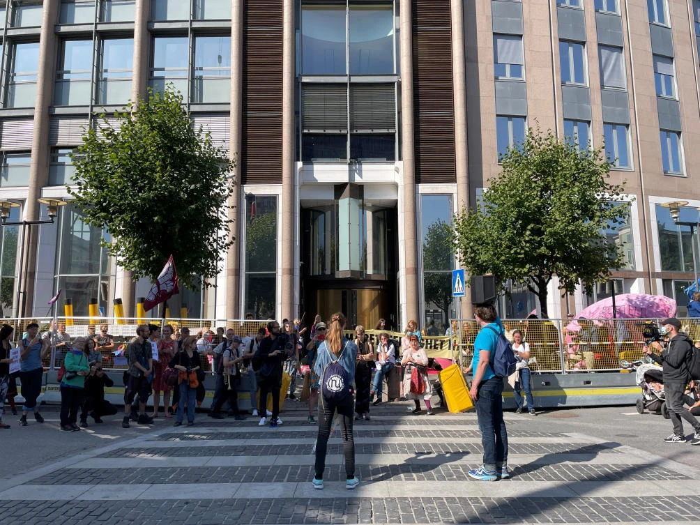 Extinction Rebellion occupy Norway’s oil ministry as part of 10-day protest