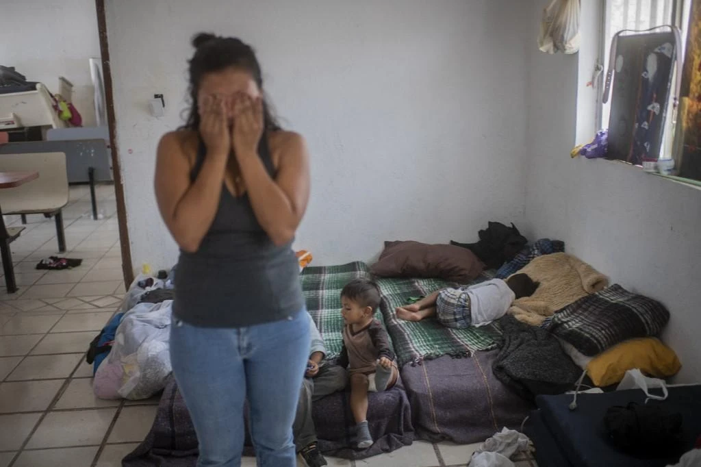 Central American aspiring migrants wanting to reach the US remain in a shelter in Ciudad Juarez of Chihuahua State, Mexico on March 21, 2021. (AFP)