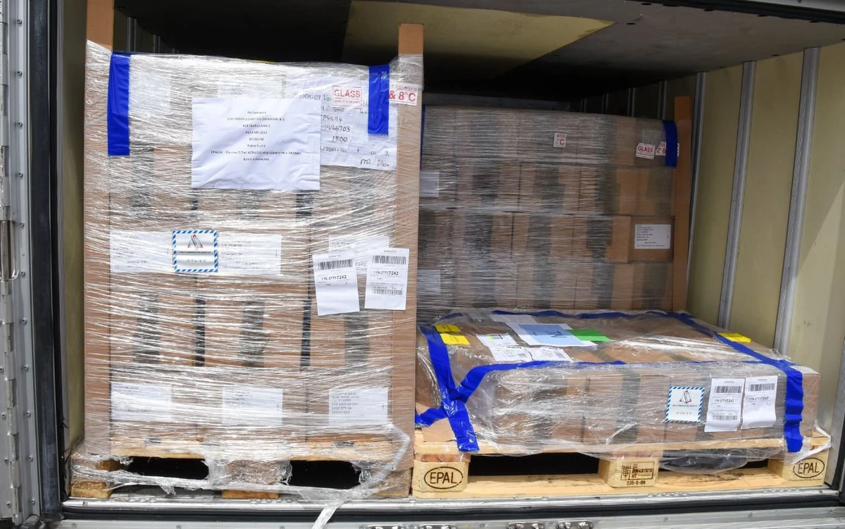 KSrelief sends vaccines to Tunisia to fight pandemic