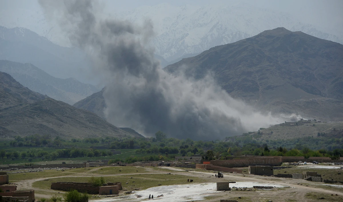 Smoke rises after an air strike by US aircraft on positions during an ongoing operation against Daesh in Nangarhar, Afghanistan, on April 11, 2017. (AFP/File)