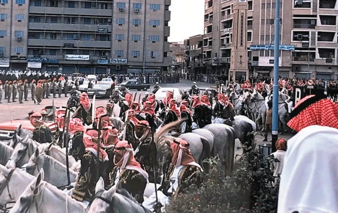 Late Saudi King Faisal leaving the old Riyadh governorate building with then governor of Riyadh Prince Salman. (Photo courtesy: Omar Murshid)
