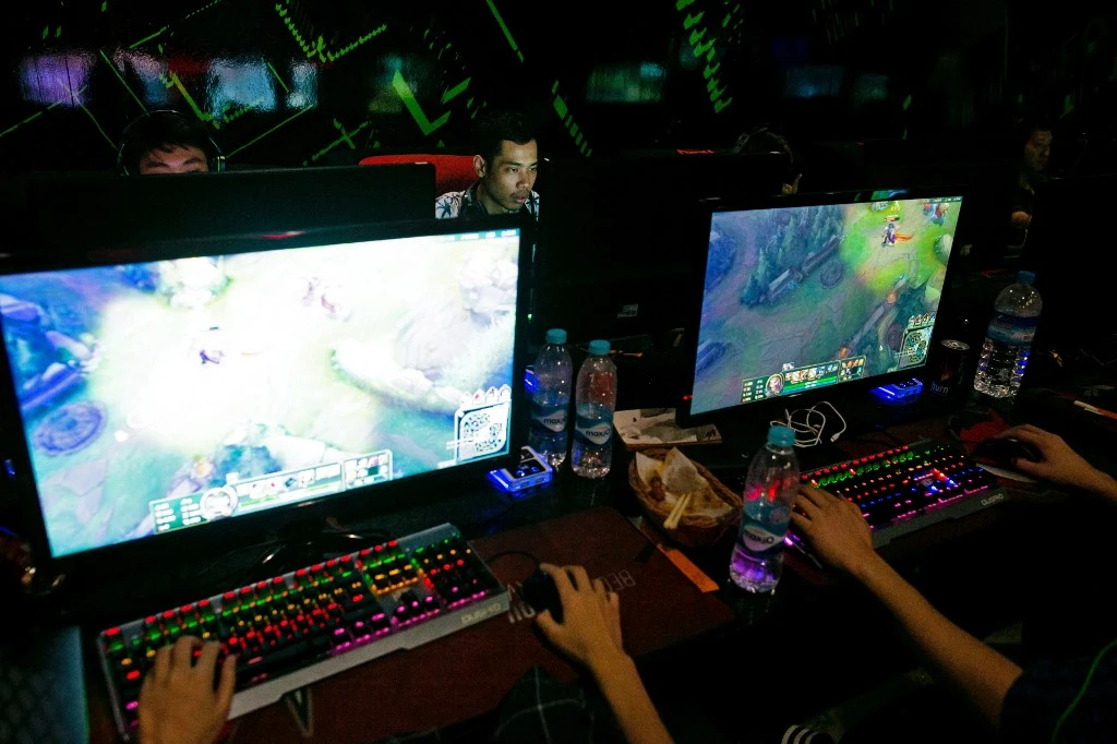 The inaugural POPC Live! in Dubai will include DOTA2 tournaments to be hosted at the festival’s eSports Zone. (AFP)