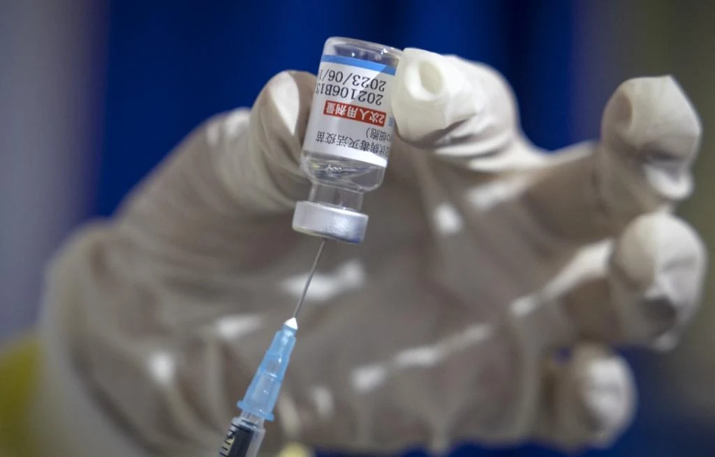 Abu Dhabi orders residents to take booster shot for Sinopharm vaccine