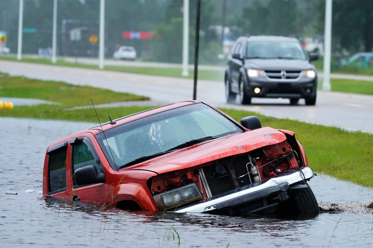 Hurricane ida vexes US hospitals brimming with virus patients