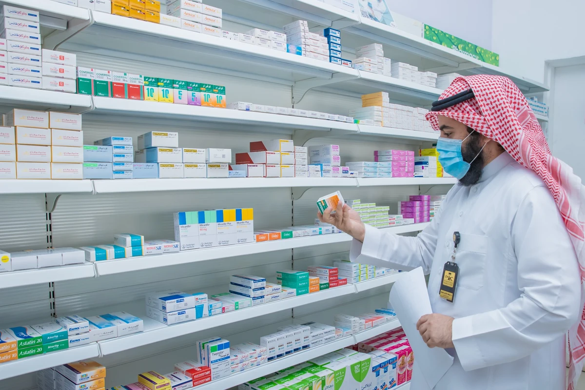 Saudi Arabia registers 7 COVID-19 deaths, 221 new infections