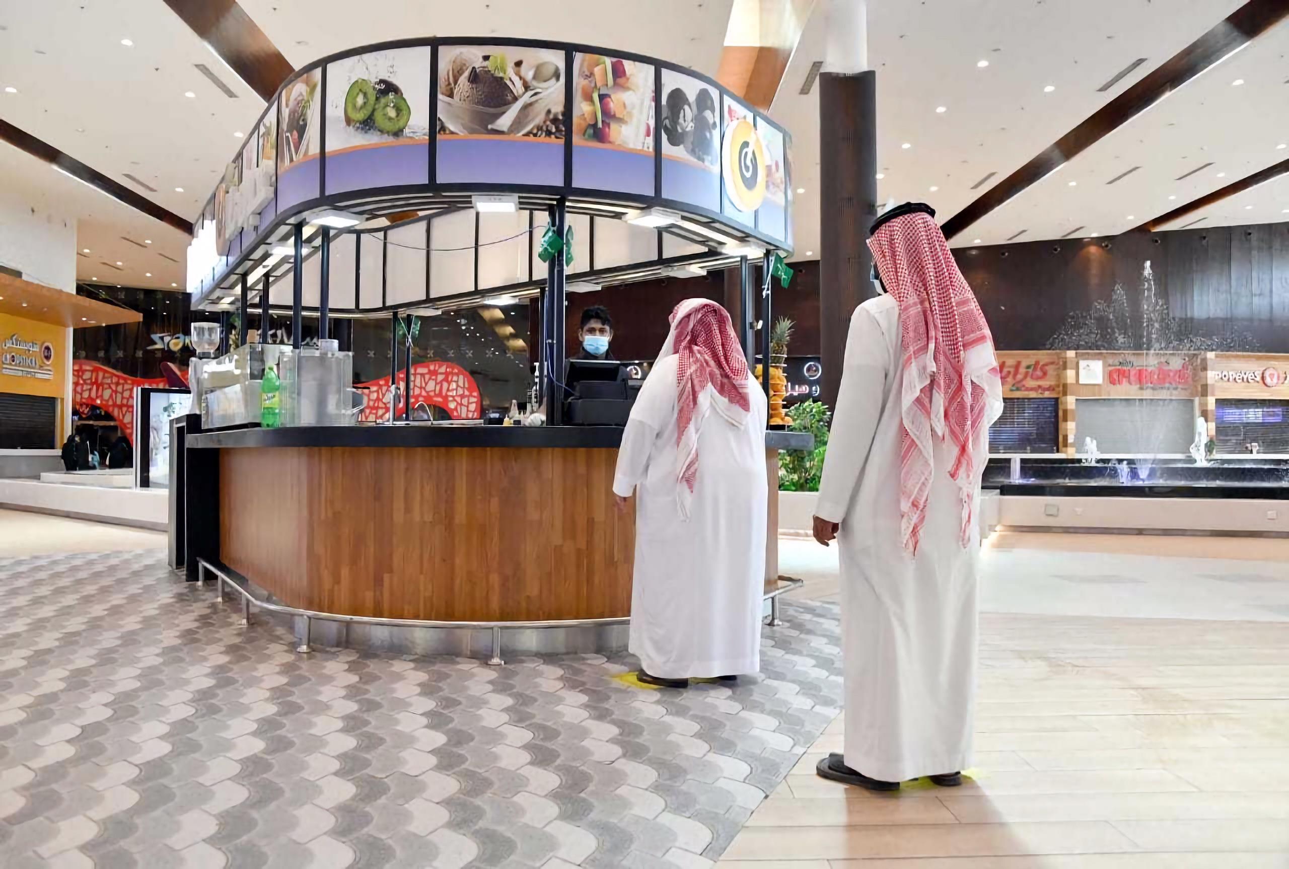 Last year, the Saudi commerce minister announced a new law to regulate commercial transactions, introducing strict penalties for violators that vary depending on the classification of each concealment act. (SPA)