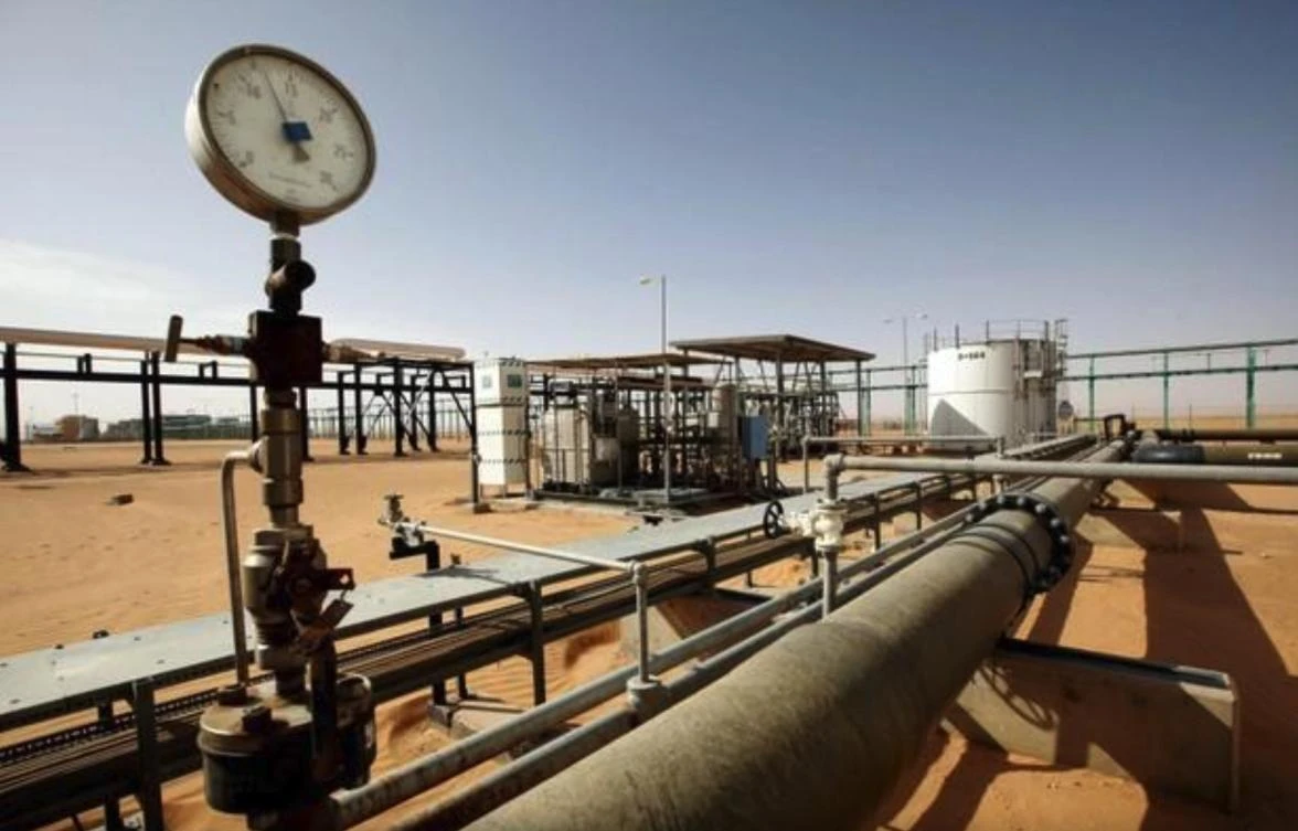 A plan to raise Libya’s oil production to 1.4 million barrels per day from the end of this year to mid-2022 was postponed due to a lack of government funding. (Reuters)