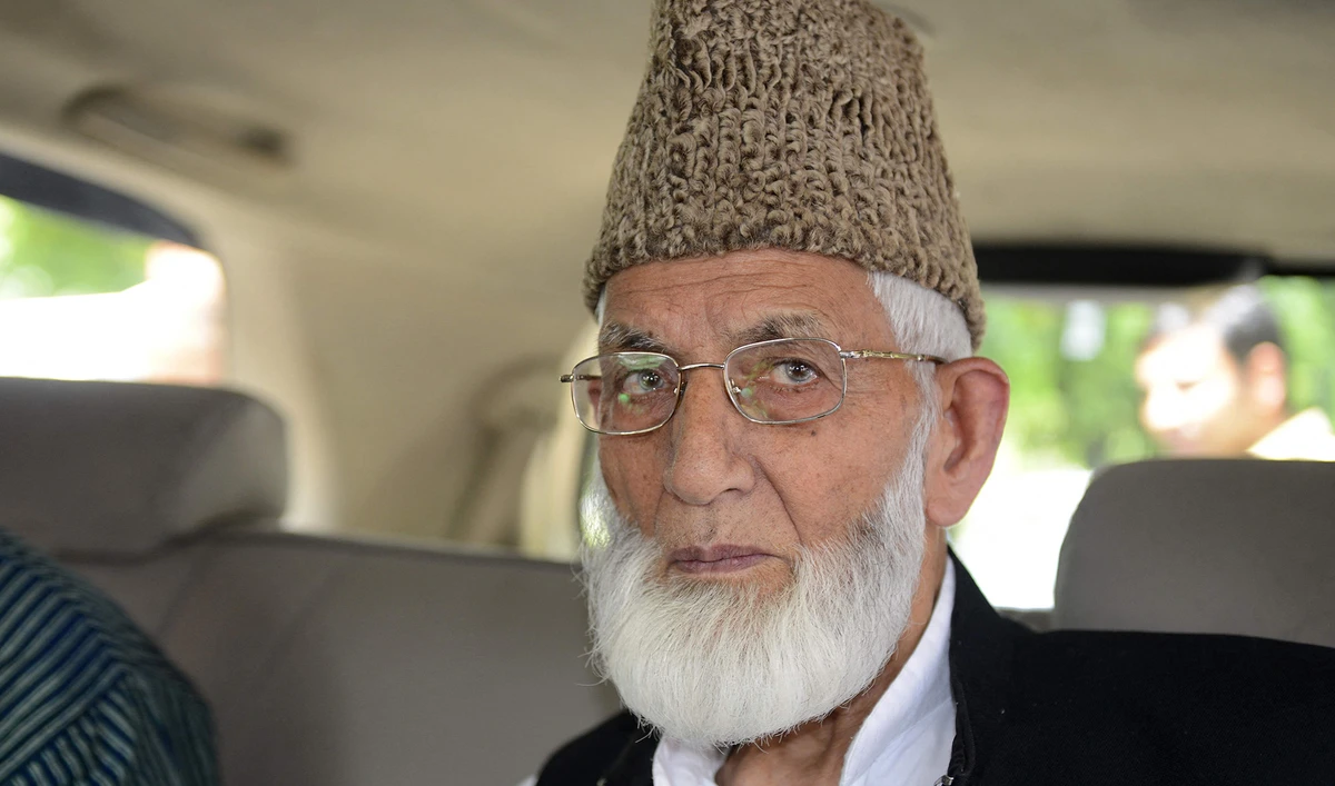 Security clampdown in Kashmir after death of Hurriyat leader Ali Geelani