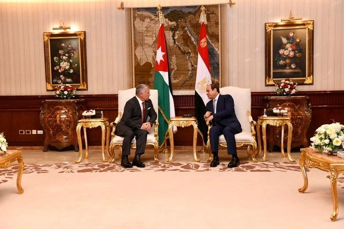 A trilateral summit between the leaders of Egypt, Jordan and Palestine took place in Cairo on Thursday to discuss issues of mutual concern, including the Palestinian cause.