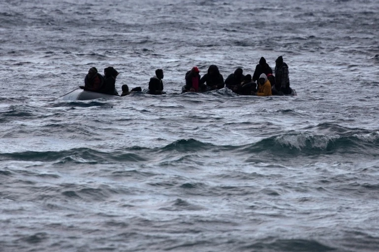 Rights body raps Greece over migrant rescue crackdown