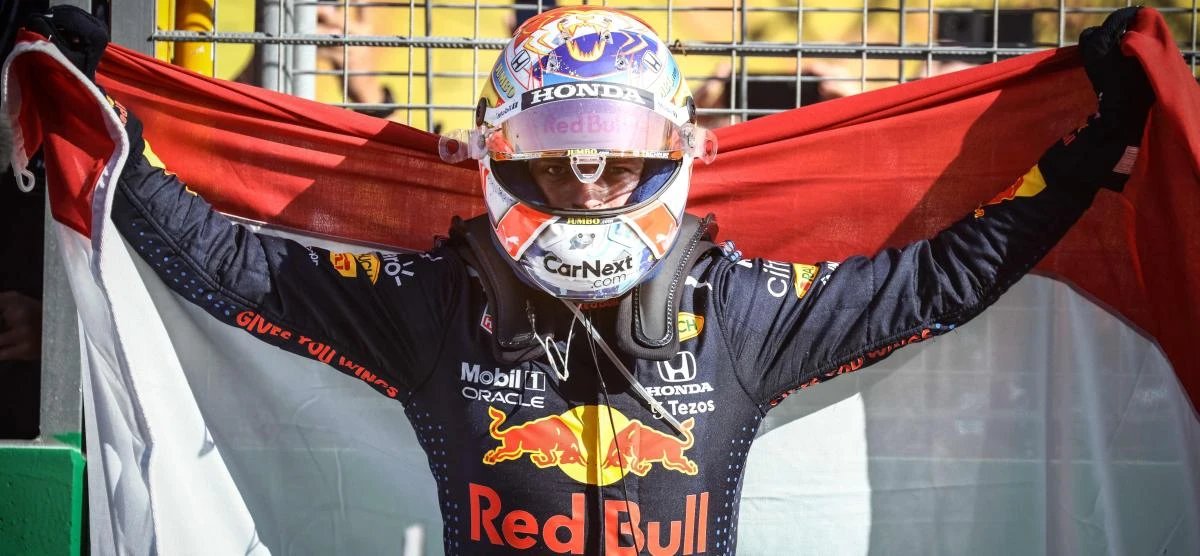 Verstappen’s like royalty as Dutch king watches home win