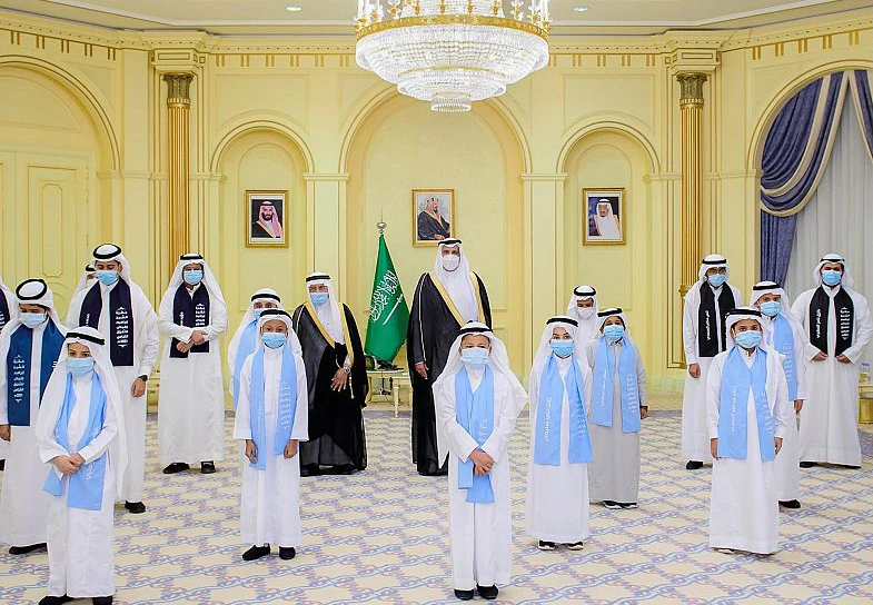 Madinah governor attends education awards ceremony