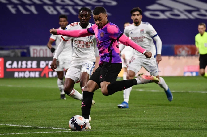 PSG writes to Spanish league head to protest attacks on club