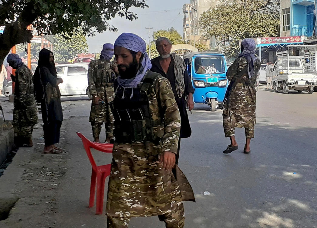 Afghan journalists tell of Taliban beatings after covering protests