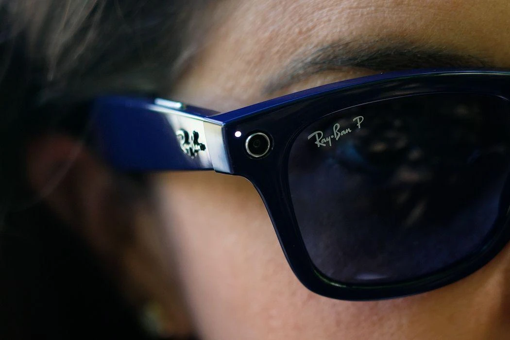 Facebook unveils its first smart glasses
