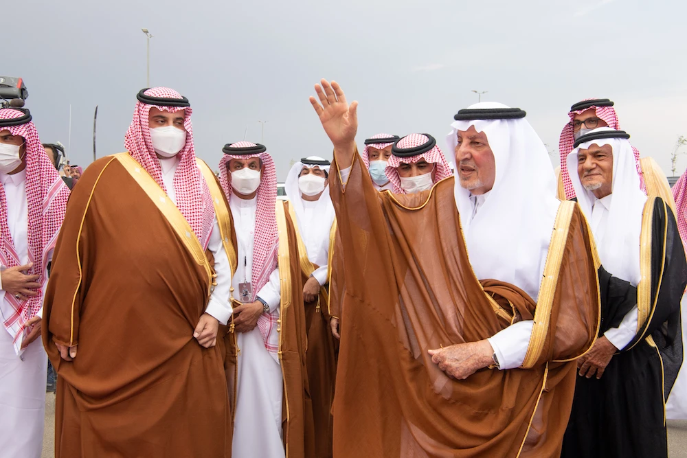 Makkah governor crowns winners of 3rd Crown Prince Camel Festival