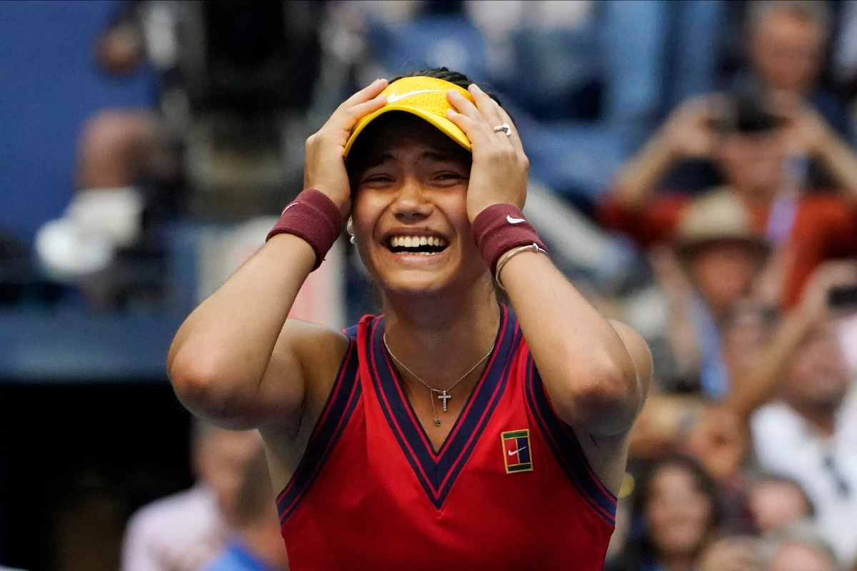 Emma Raducanu reacts after defeating Leylah Fernandez at the US Open tennis championships on Sept. 11, 2021, in New York. (AP)