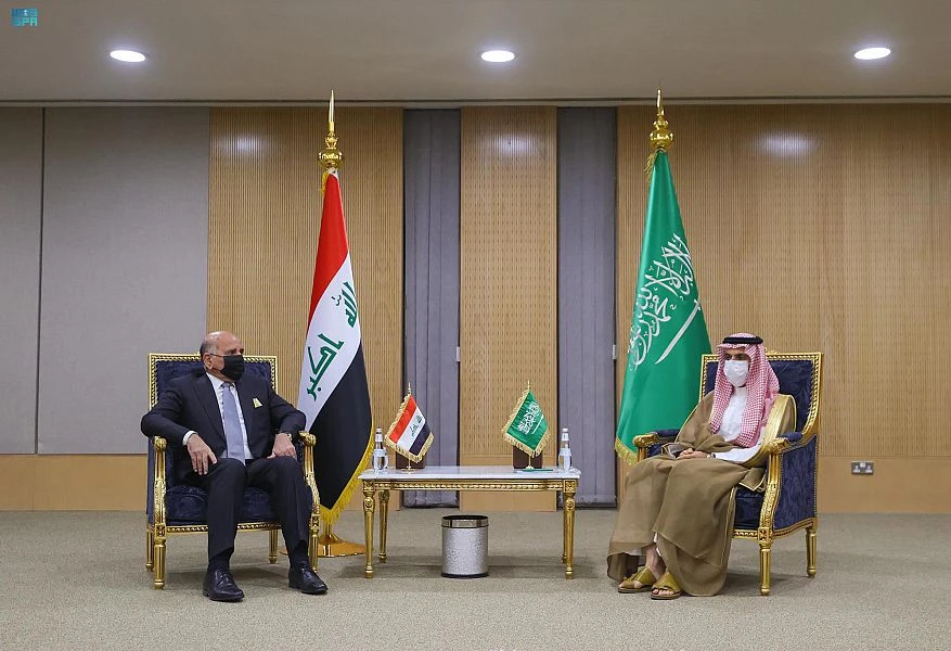 Foreign ministers of Saudi Arabia, Iraq meet on sidelines of GCC meeting