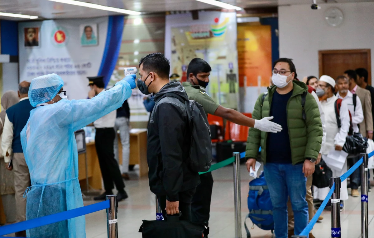 Dhaka airport opens COVID-19 test labs for UAE-bound foreign workers