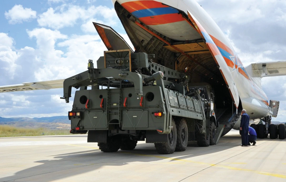 Erdogan says Turkey plans to buy more Russian defense systems