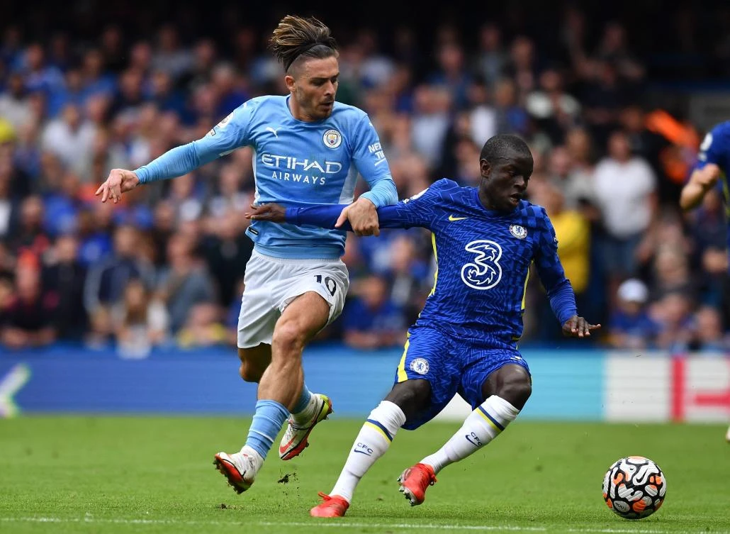 Chelsea midfielder Kante tests positive for coronavirus