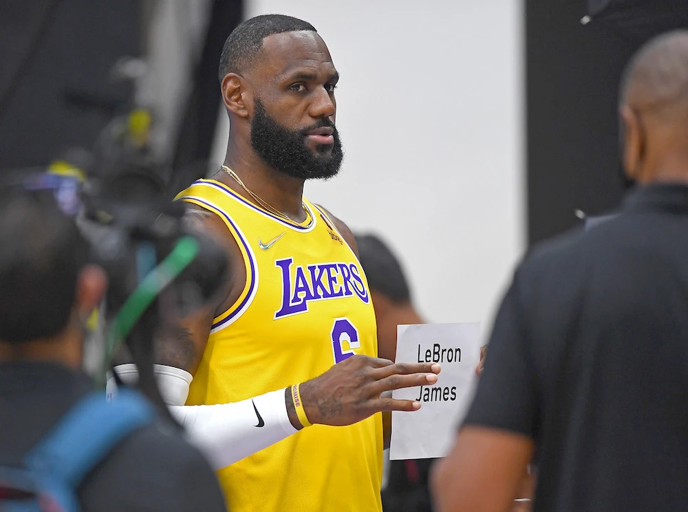LeBron James confirms receiving COVID-19 vaccine but ‘not my job’ to persuade others