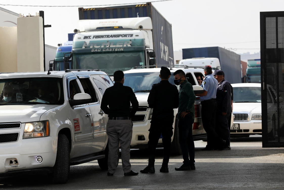 Trade hopes rise as main Jordan-Syria border crossing reopens for business