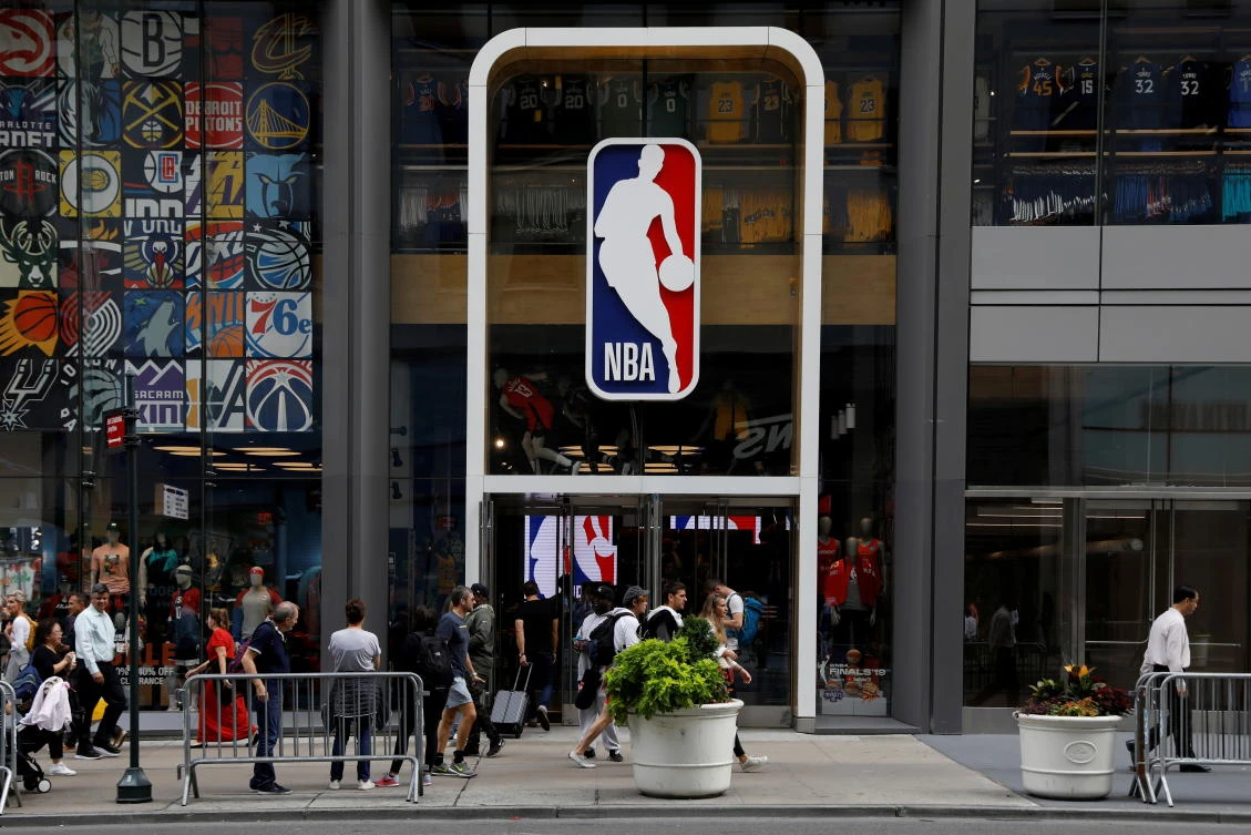 NBA-Unvaccinated players to face extensive COVID-19 curbs — memo