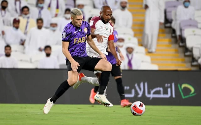 The pick of the midweek games came at the Garden City as home side Al-Ain kept their grasp on the summit of the league table with a 1-1 draw against archrivals Al-Wahda. (Twitter: @AGLeague)