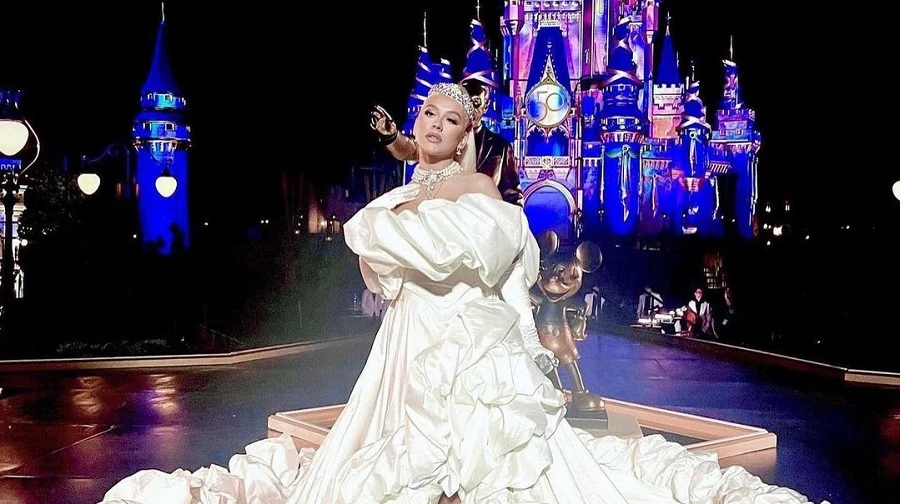 Christina Aguilera has a fairytale moment in Bahraini label Monsoori