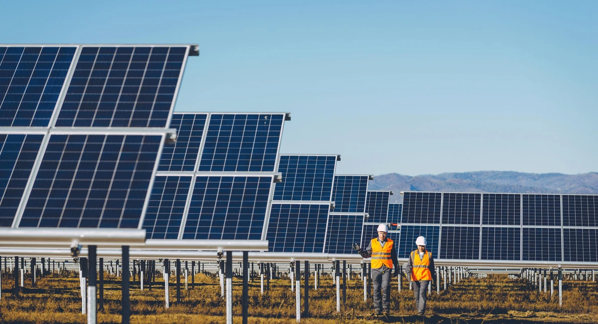 The step comes as the first stage taken by the Iraqi government to rely on alternative, clean, and renewable energies in the production of electrical energy. (Shutterstock)