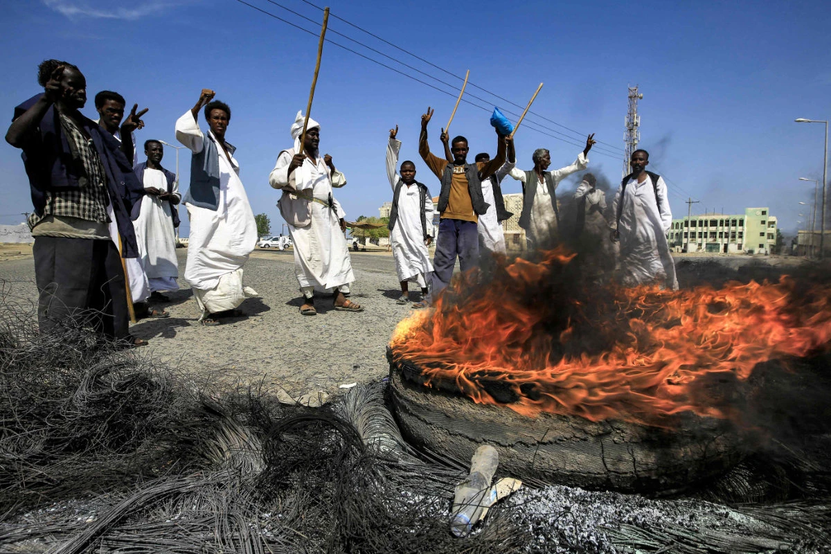 Sudan says running low on fuel oil and wheat due to port blockade