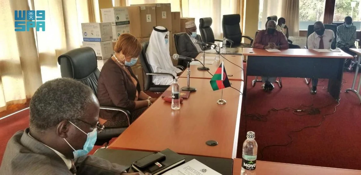 The aid was delivered by the Saudi non-resident deputy ambassador to Malawi, Nasser Al-Faridi, to Malawian Deputy Minister of Health Chrissie Kalamula Kanyasho, in the capital Lilongwe. (SPA)