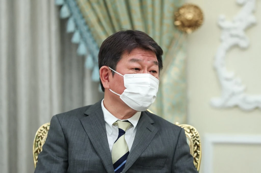 Japanese foreign minister Motegi Toshimitsu thanked Kuwait for its long-standing stable supply of crude oil. (AFP)