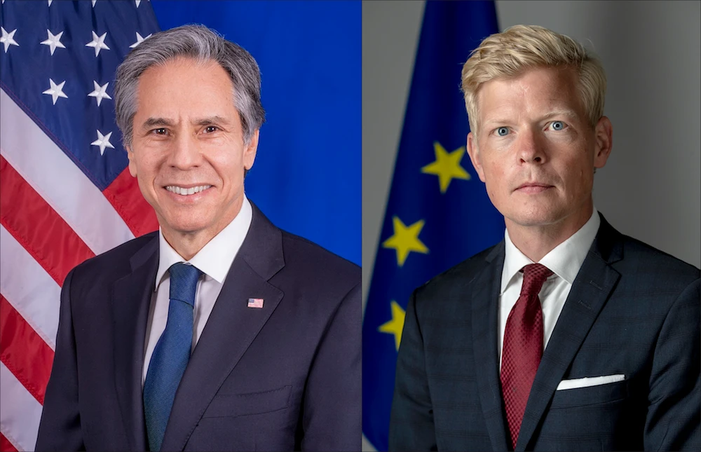 US Secretary of State Antony Blinken (L) spoke with UN envoy for Yemen Hans Grundberg to discuss developments in Yemen. (File/Wikipedia and Twitter/@EUinYemen)