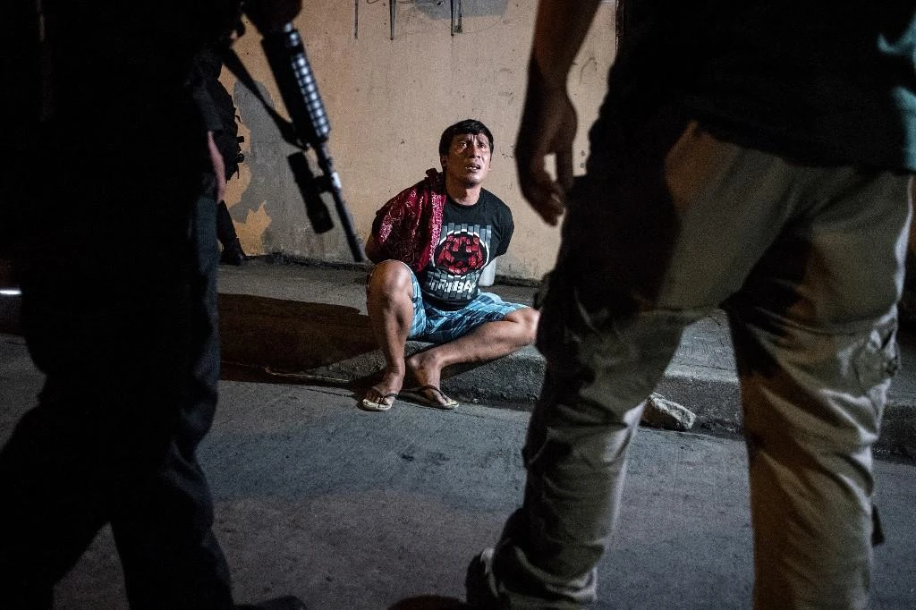Philippines seeks out witnesses to probe abuses in Duterte’s drug war