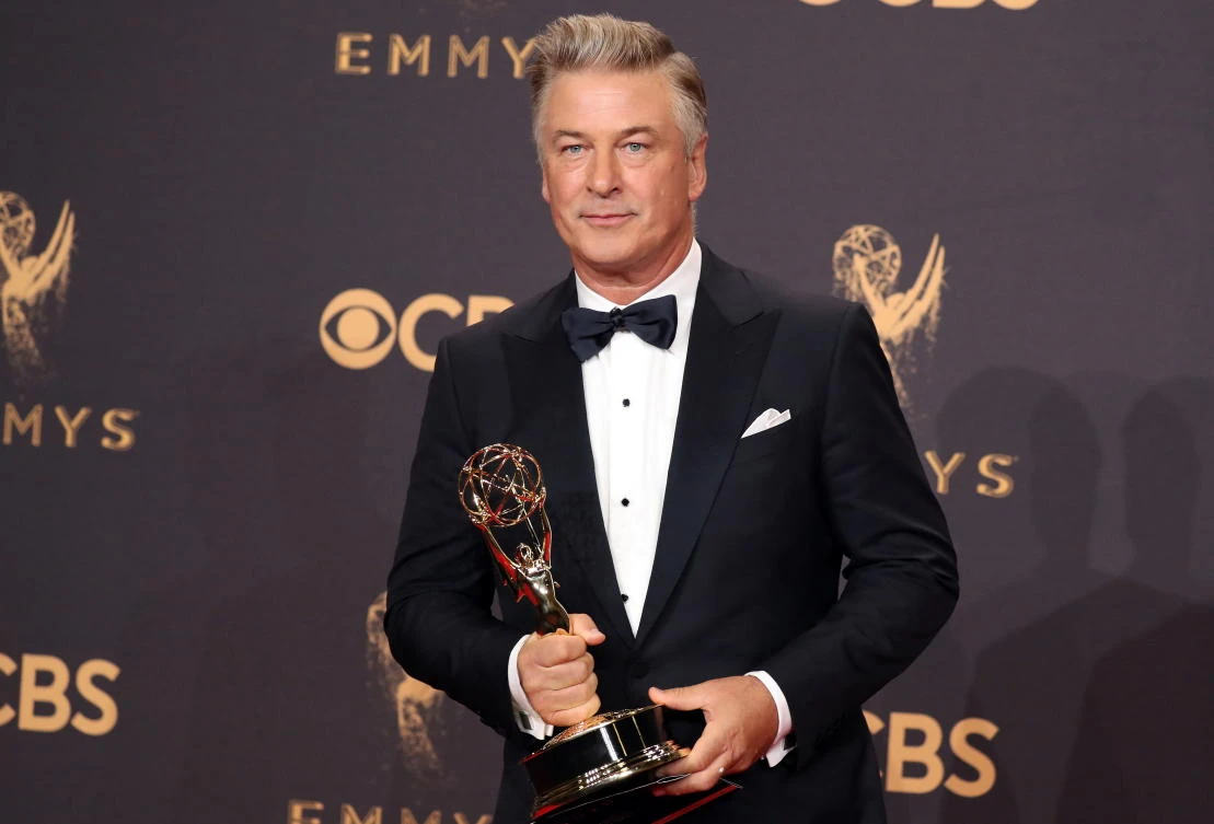Alec Baldwin fires prop gun on movie set, killing cinematographer
