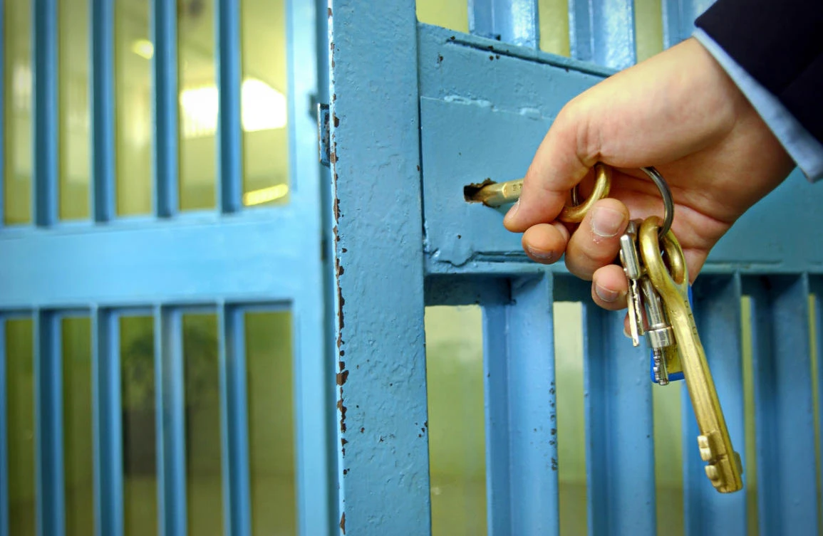 Man asks Italian police to jail him to escape wife at home