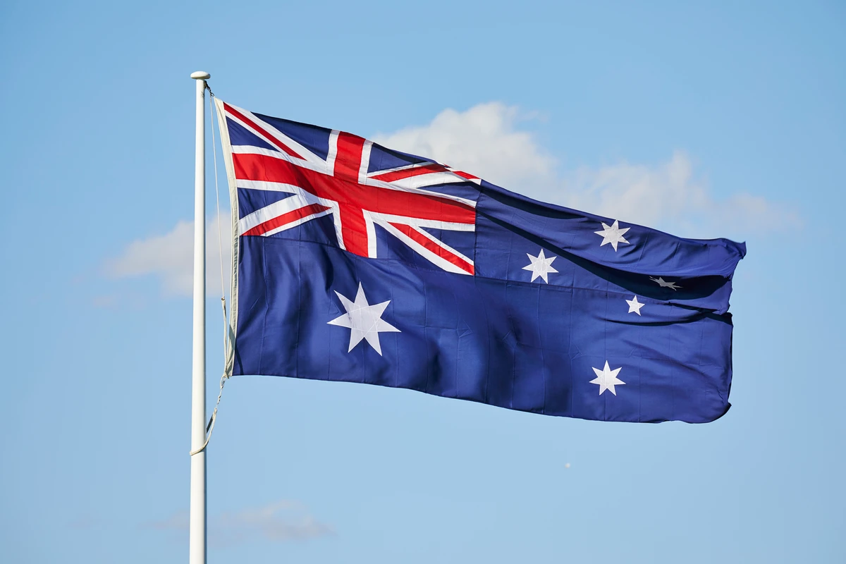Australia adopts target of net zero emissions by 2050 but won't legislate goal