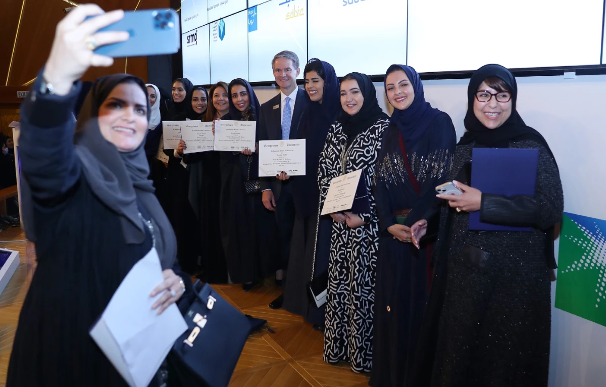 Students who graduated from the program received a full scholarship through sponsorship from companies such as Saudi Aramco, Sabic, Bupa, Banquet Saudi Fransi and SRMG.