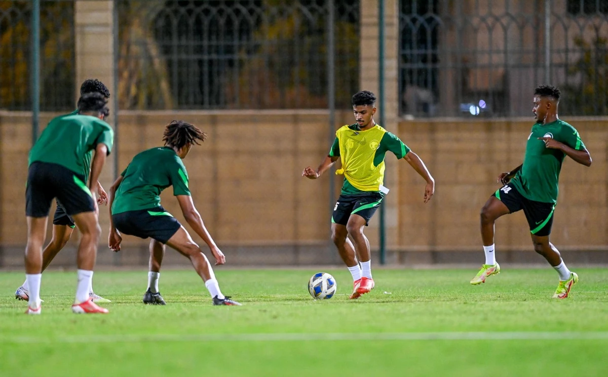 Saudi Arabia’s U23 squad prepares for their match against Uzbekistan. (saff.com.sa)