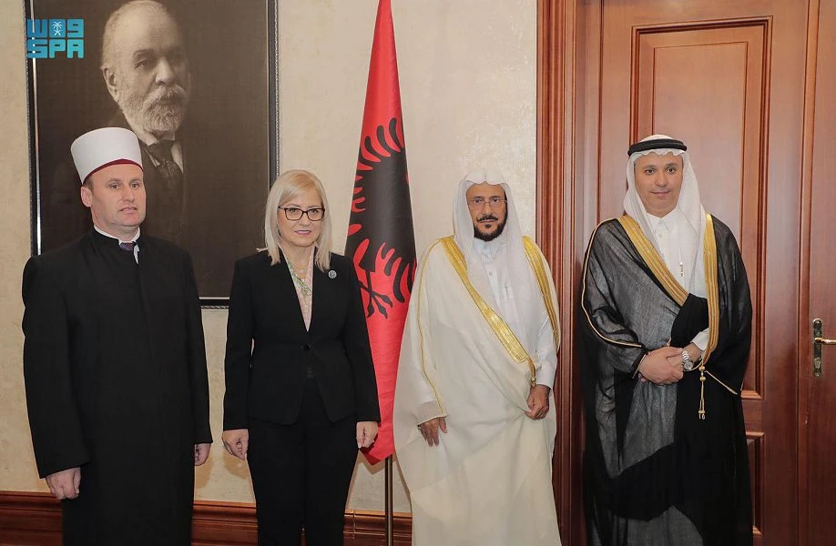 Saudi Minister of Islamic Affairs Sheikh Abdullatif Al-Asheikh meets Albanian Parliament Speaker Lindita Nikolla in Tirana. (SPA)