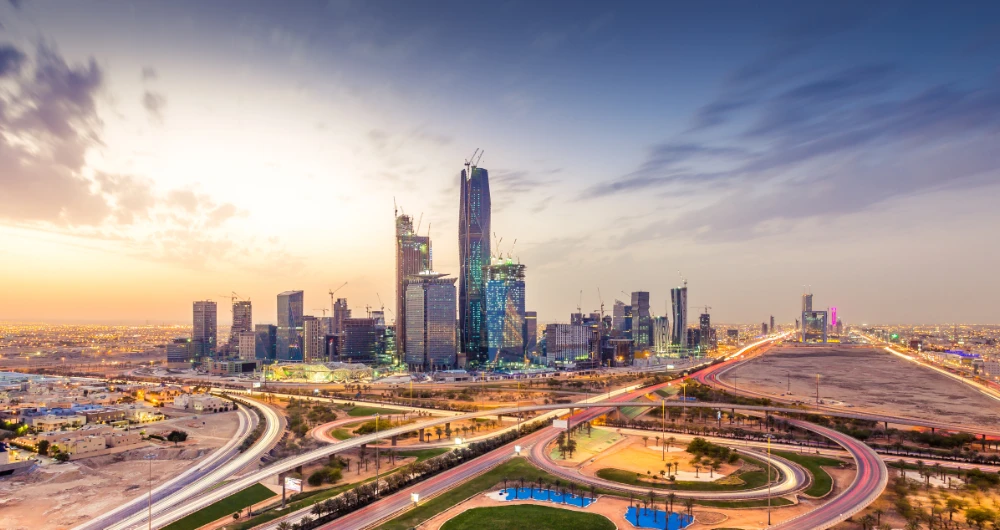 Saudi Arabia supports investment in a Global Innovation Hub to aid in the fight against COVID-19. (Shutterstock)