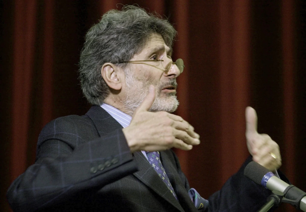 Daughter of Edward Said remembers her ‘best friend’ on his 86th birth anniversary